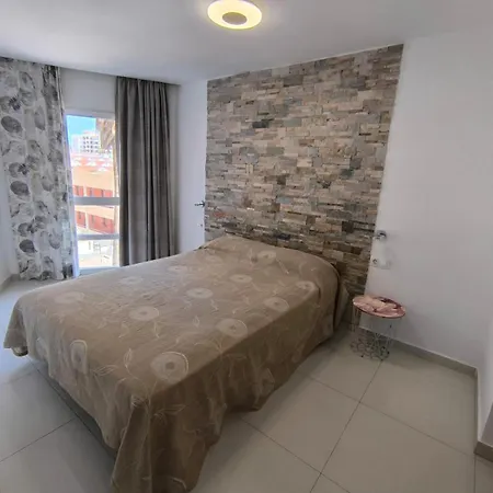 Apartament Torres De Yomely